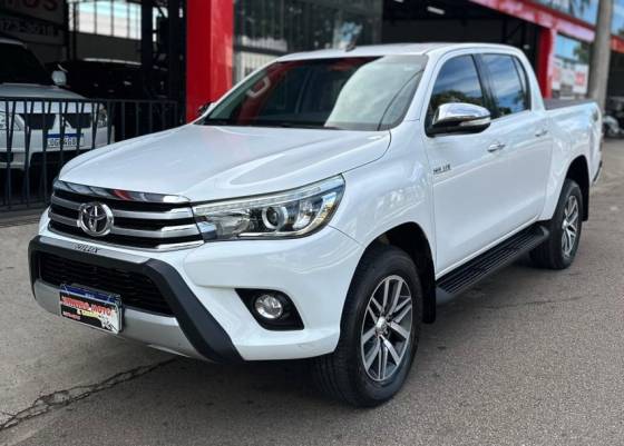 TOYOTA HILUX 2.8 SRX 4X4 CD 16V DIESEL 4P AUTOMÁTICO TOYOTA HILUX 2.8 SRX 4X4 CD 16V DIESEL 4P AUTOMÁTICO